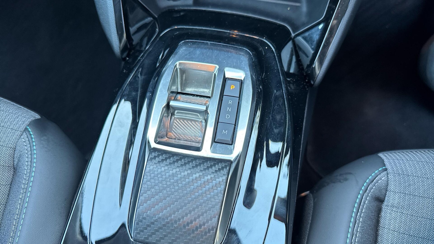 Used Peugeot 208 2022 for sale - 77119707: Photo 36