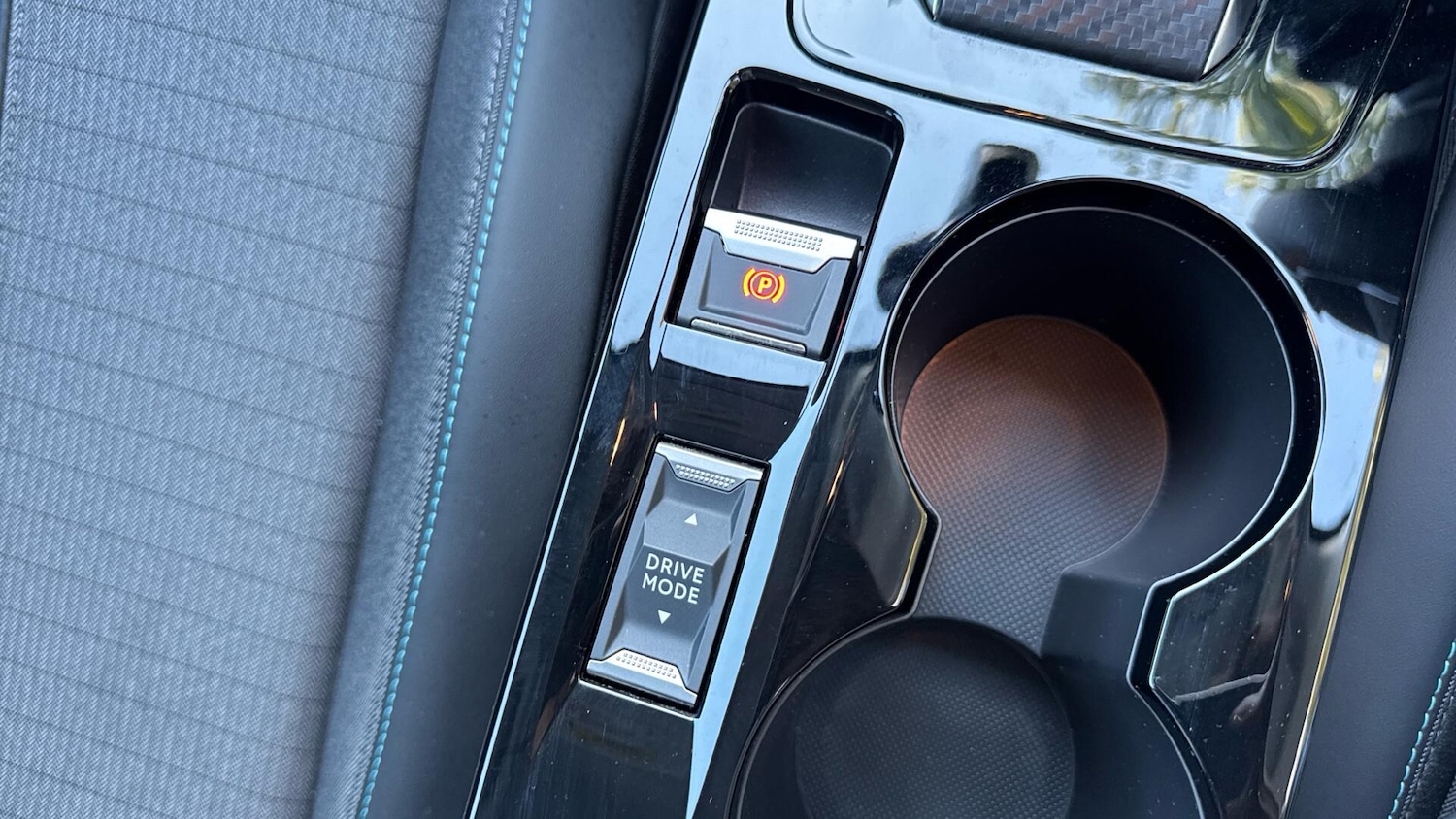 Used Peugeot 208 2022 for sale - 77119707: Photo 37