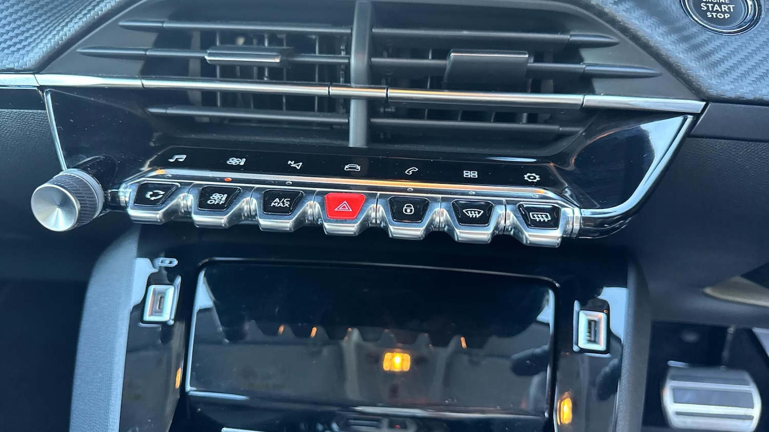 Used Peugeot 208 2022 for sale - 77119707: Photo 40