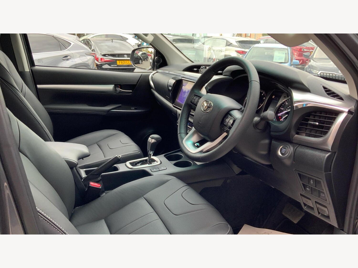 Used Toyota Hilux 2025 for sale - 76975432: Photo 13