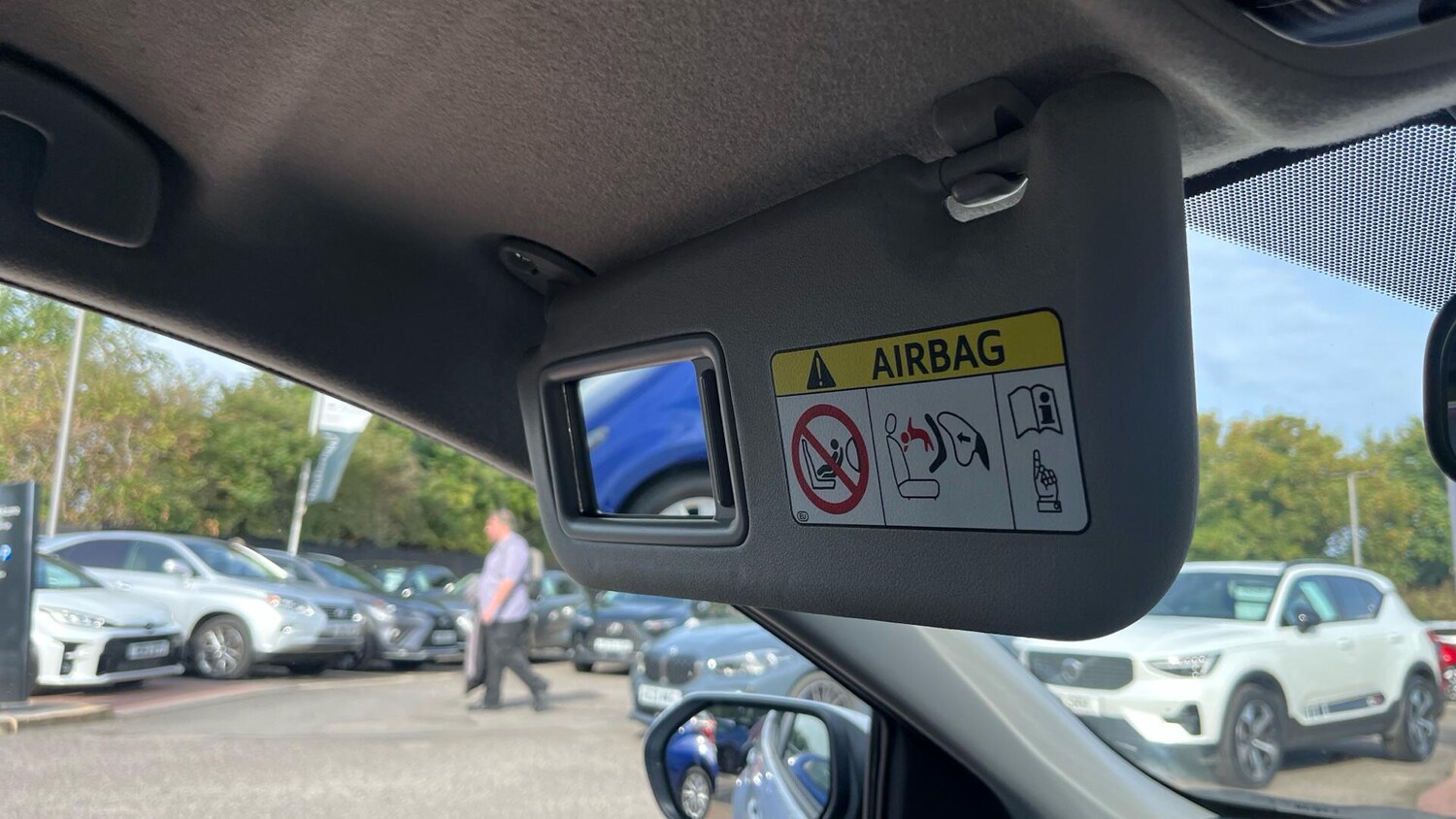 Used Toyota Yaris for sale - 77190423: Photo 32