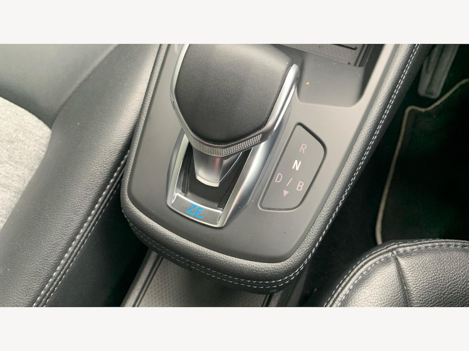 Used Renault Zoe 2021 for sale - 76397927: Photo 36