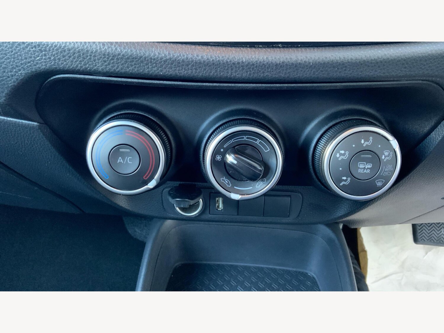 Used Toyota Aygo X 2023 for sale - 76425069: Photo 31