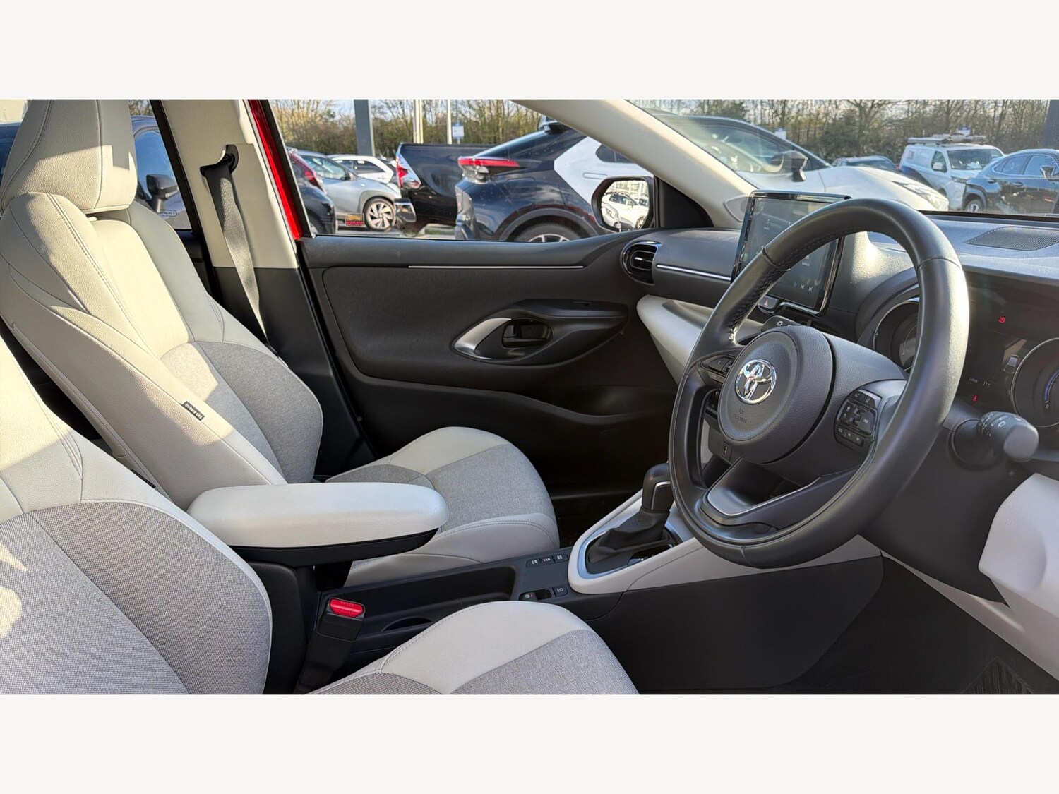 Used Toyota Yaris 2023 for sale - 77254644: Photo 14