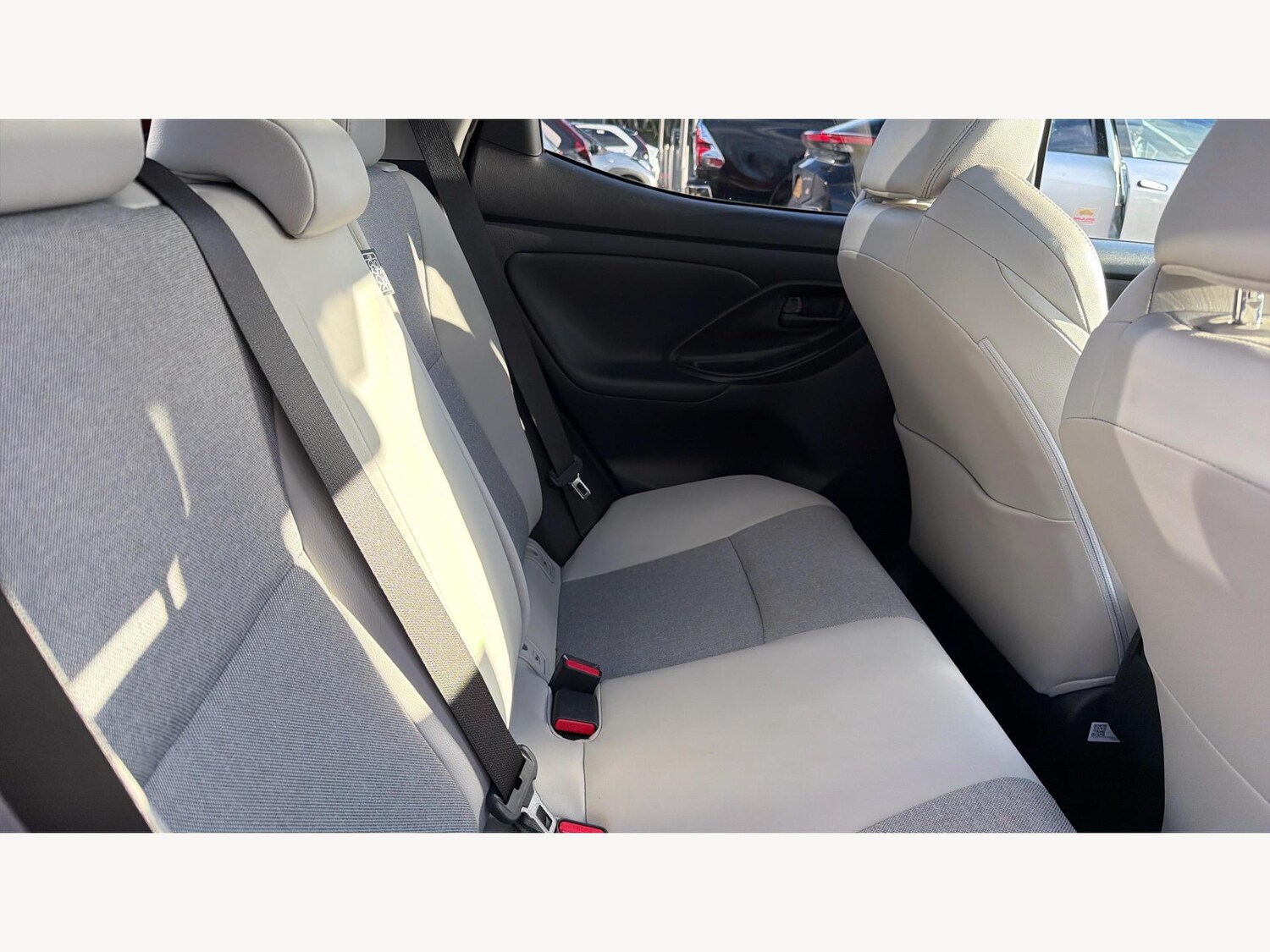 Used Toyota Yaris 2023 for sale - 77254644: Photo 15