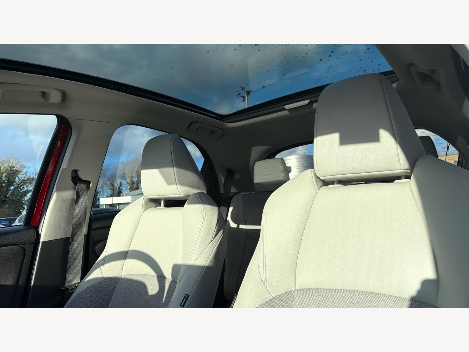 Used Toyota Yaris 2023 for sale - 77254644: Photo 28