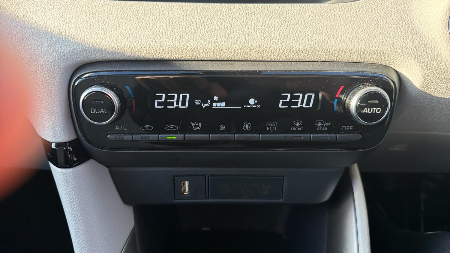 Used Toyota Yaris 2023 for sale - 77254644: Photo 37