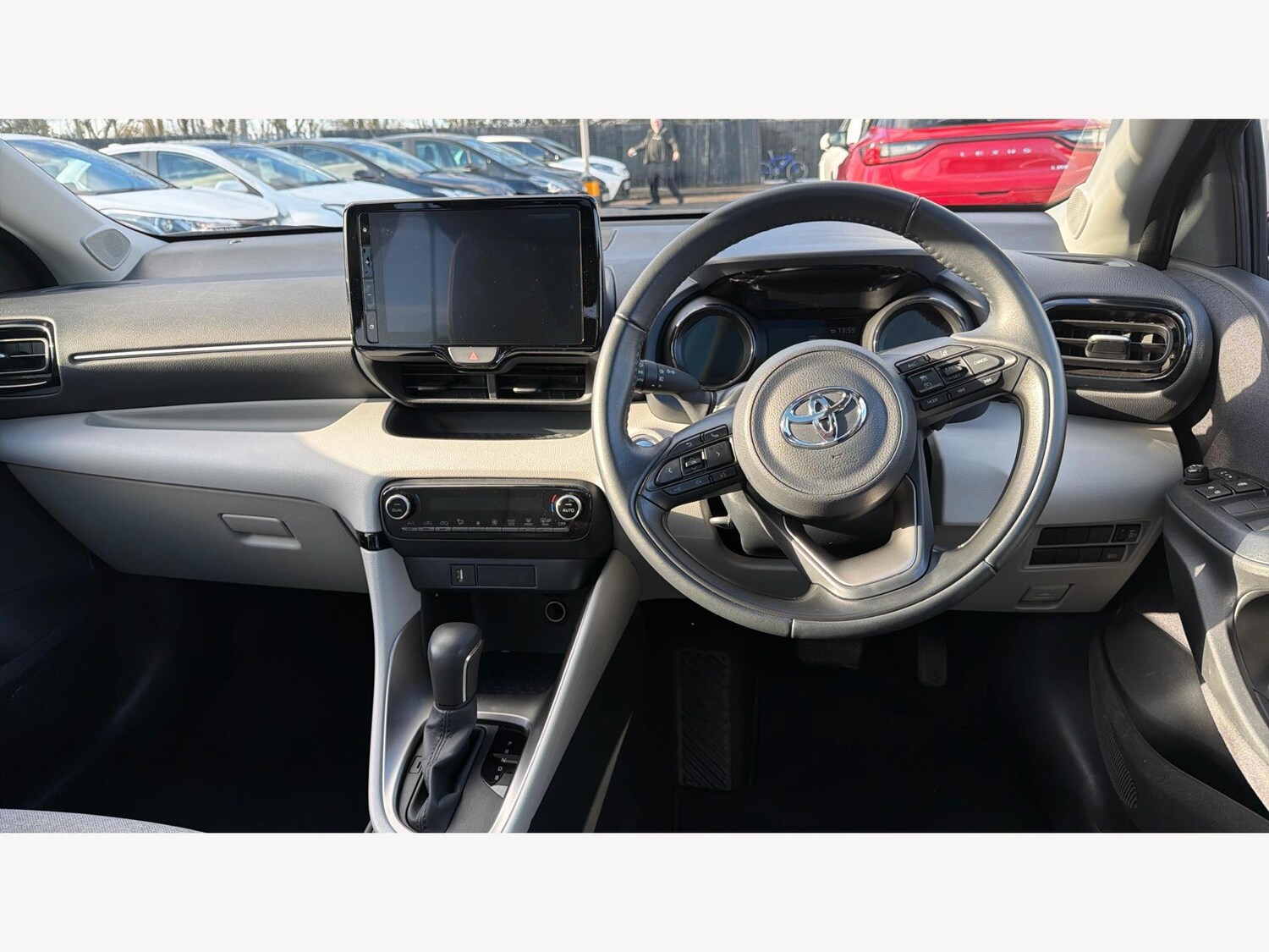 Used Toyota Yaris 2023 for sale - 77254644: Photo 8