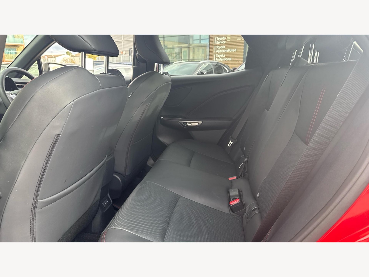 Used Lexus LBX 2024 for sale - 76562333: Photo 15