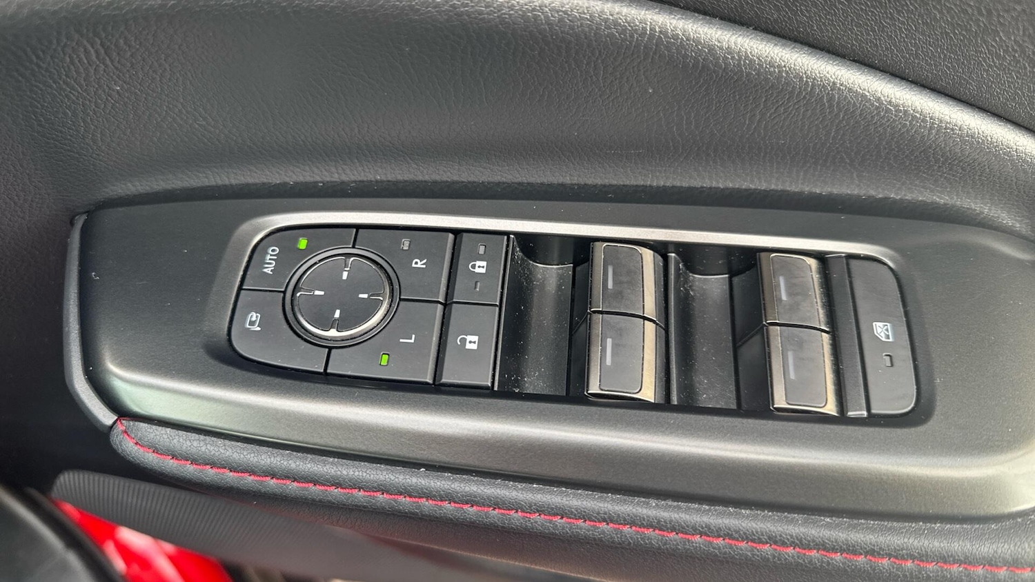 Used Lexus LBX 2024 for sale - 76562333: Photo 33