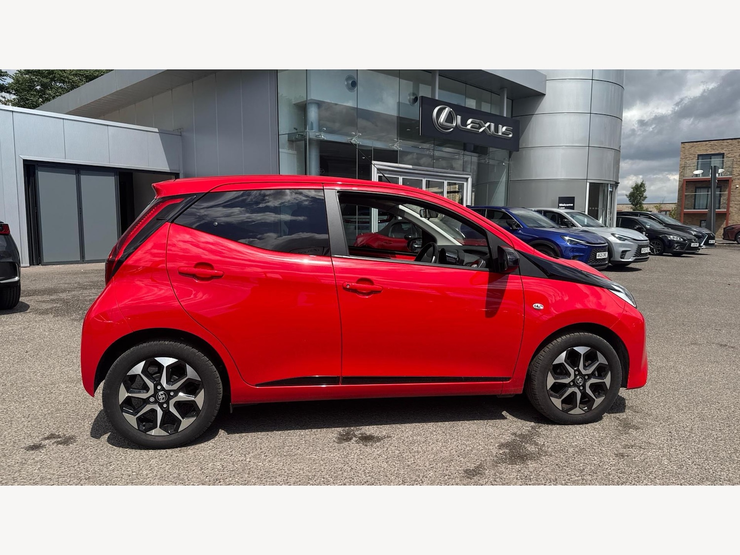 Used Toyota AYGO 2021 for sale - 76701627: Photo 18