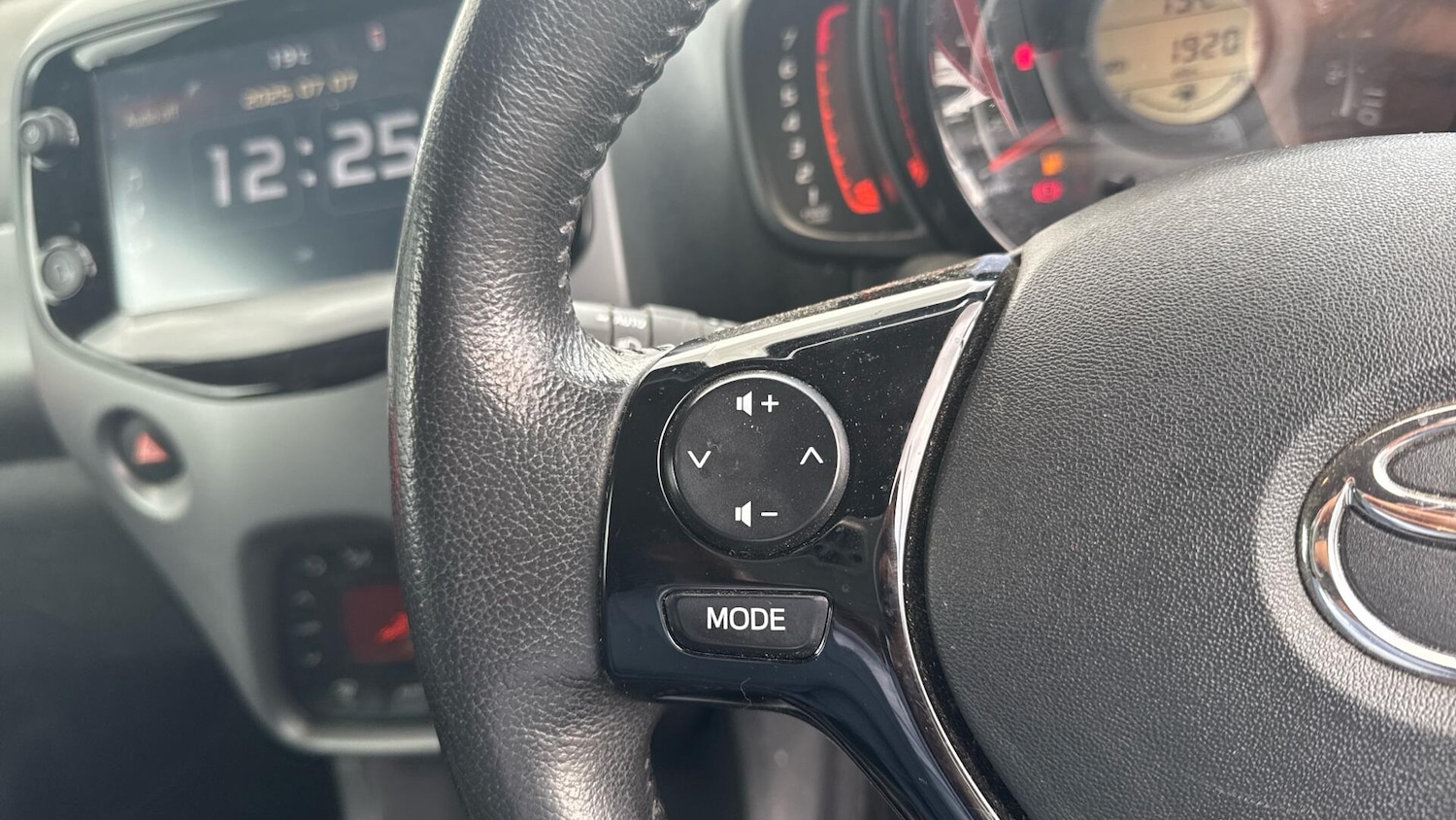 Used Toyota AYGO 2021 for sale - 76701627: Photo 36