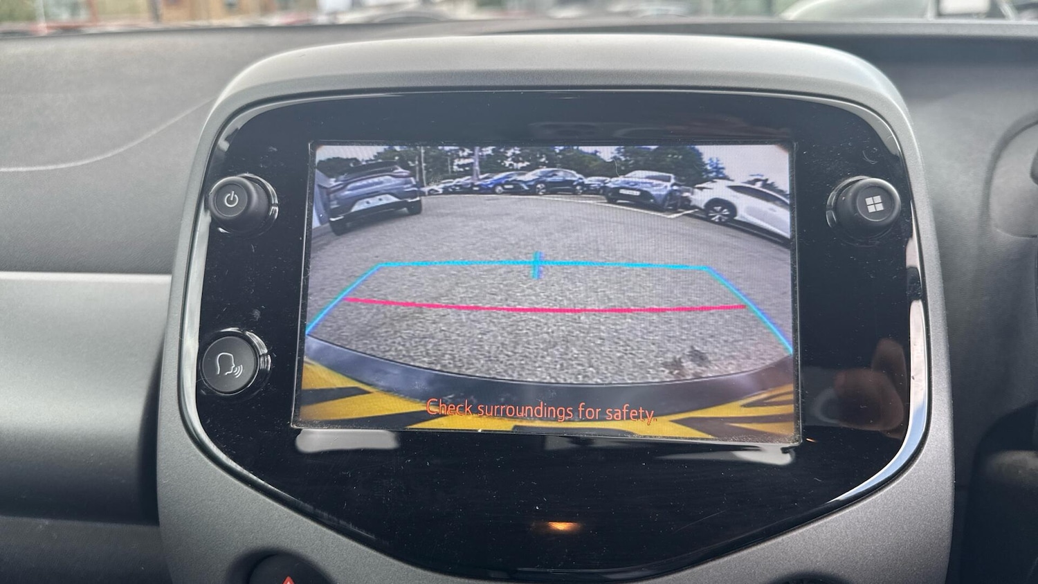 Used Toyota AYGO 2021 for sale - 76701627: Photo 38