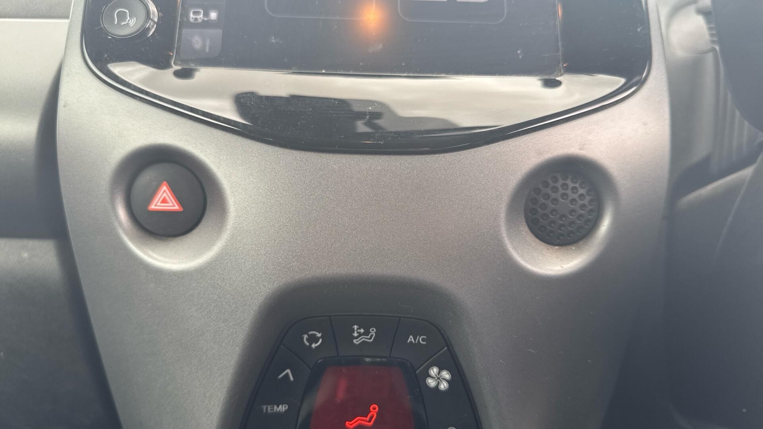 Used Toyota AYGO 2021 for sale - 76701627: Photo 40