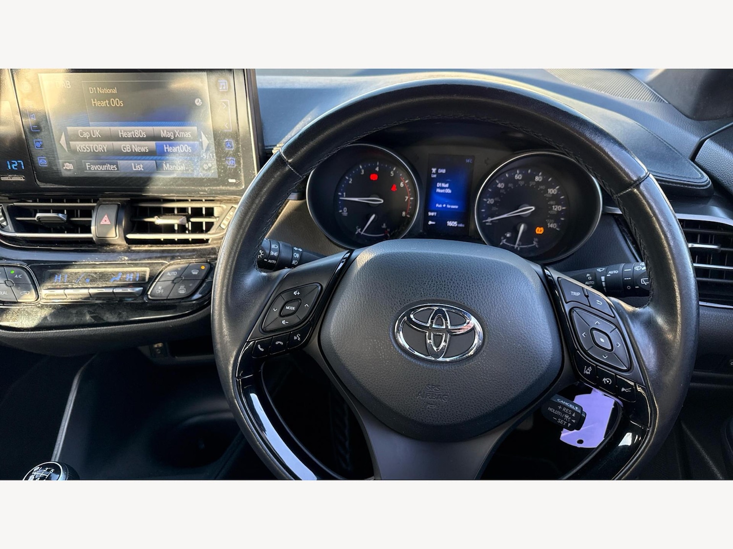 Used Toyota C-HR 2017 for sale - 76913333: Photo 10