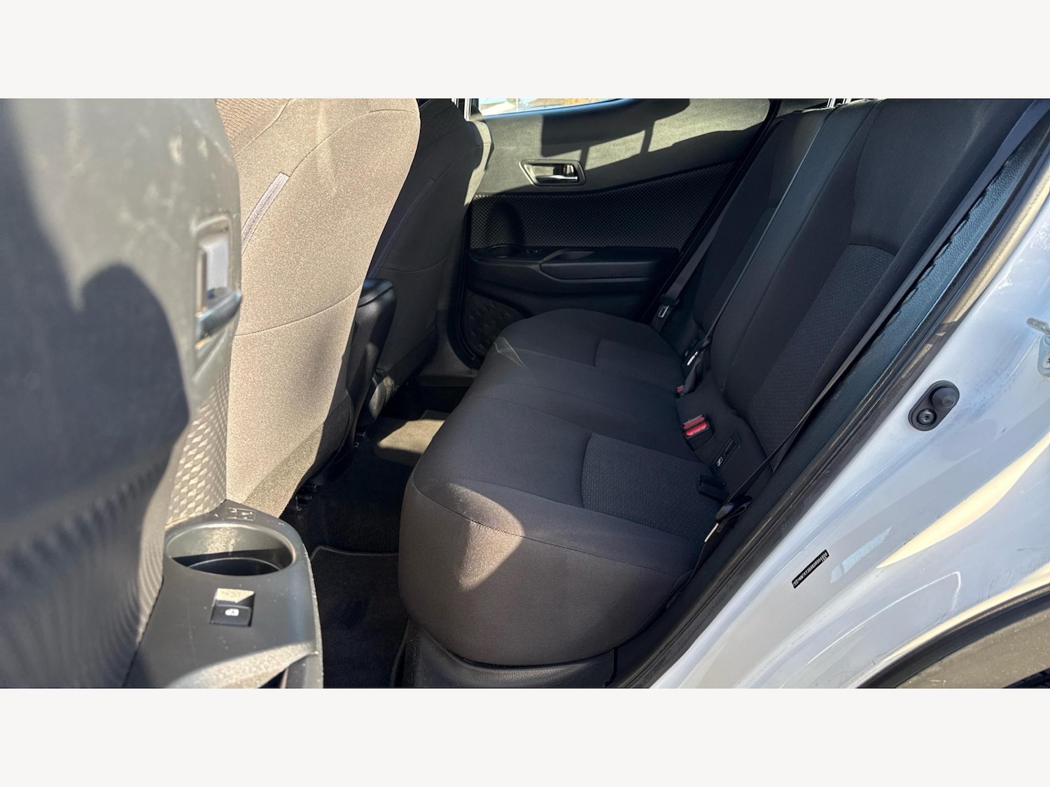 Used Toyota C-HR 2017 for sale - 76913333: Photo 15