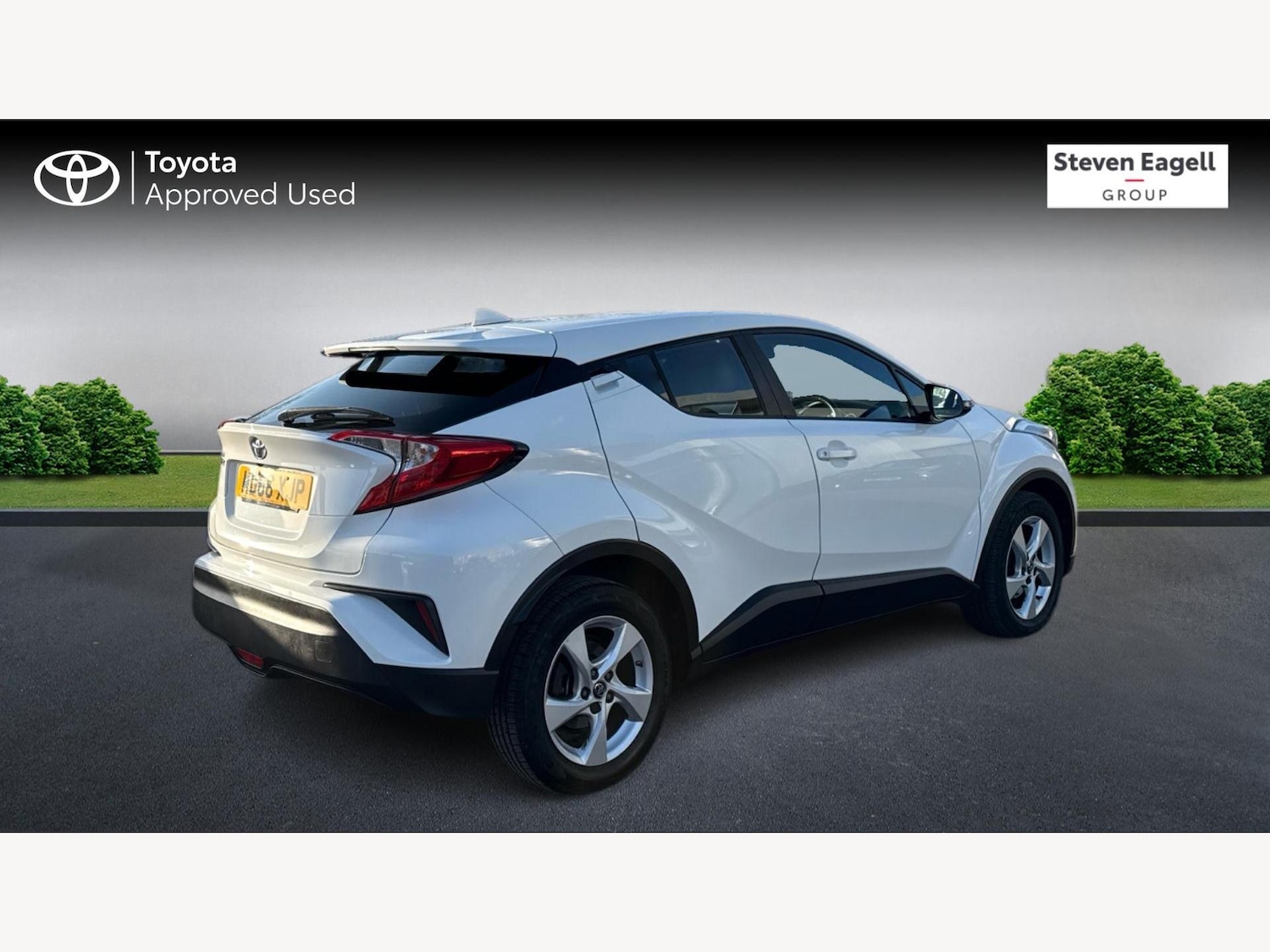 Used Toyota C-HR 2017 for sale - 76913333: Photo 2