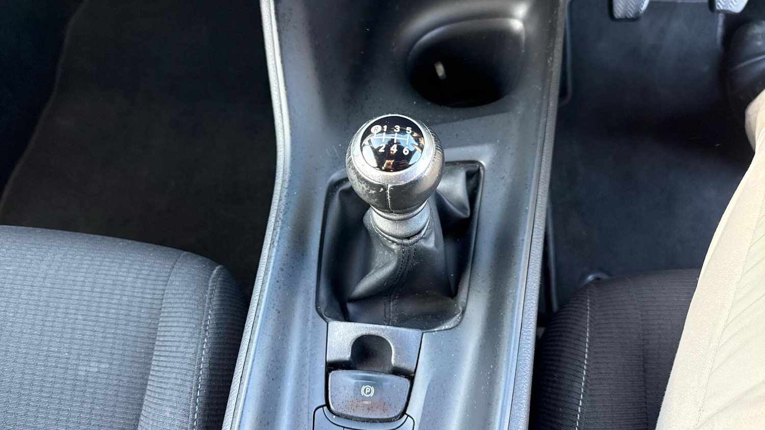 Used Toyota C-HR 2017 for sale - 76913333: Photo 34