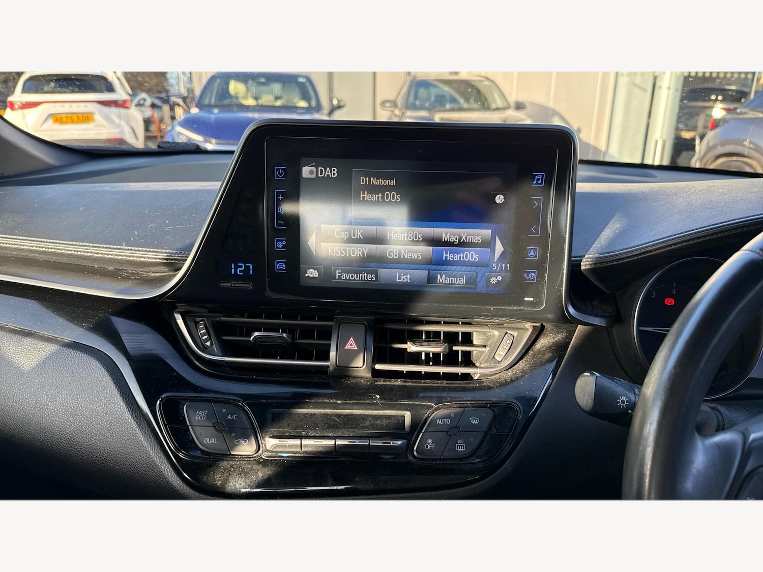 Used Toyota C-HR 2017 for sale - 76913333: Photo 9