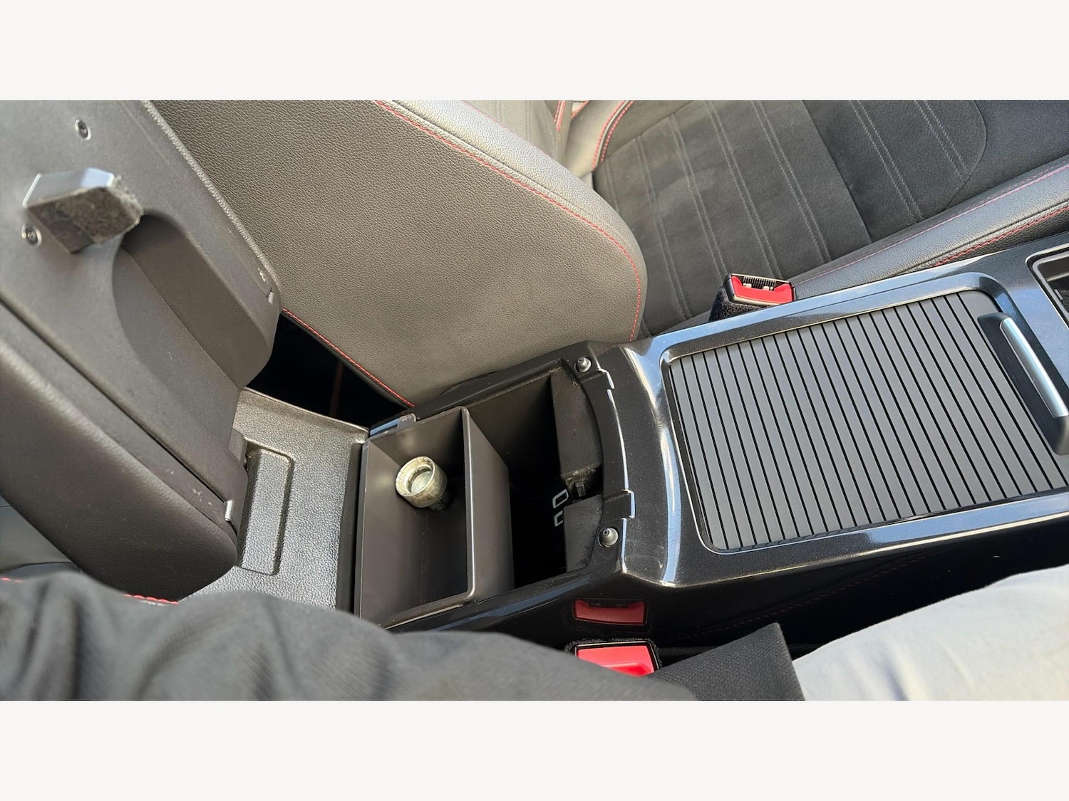 Used Ford Kuga 2018 for sale - 76688755: Photo 28