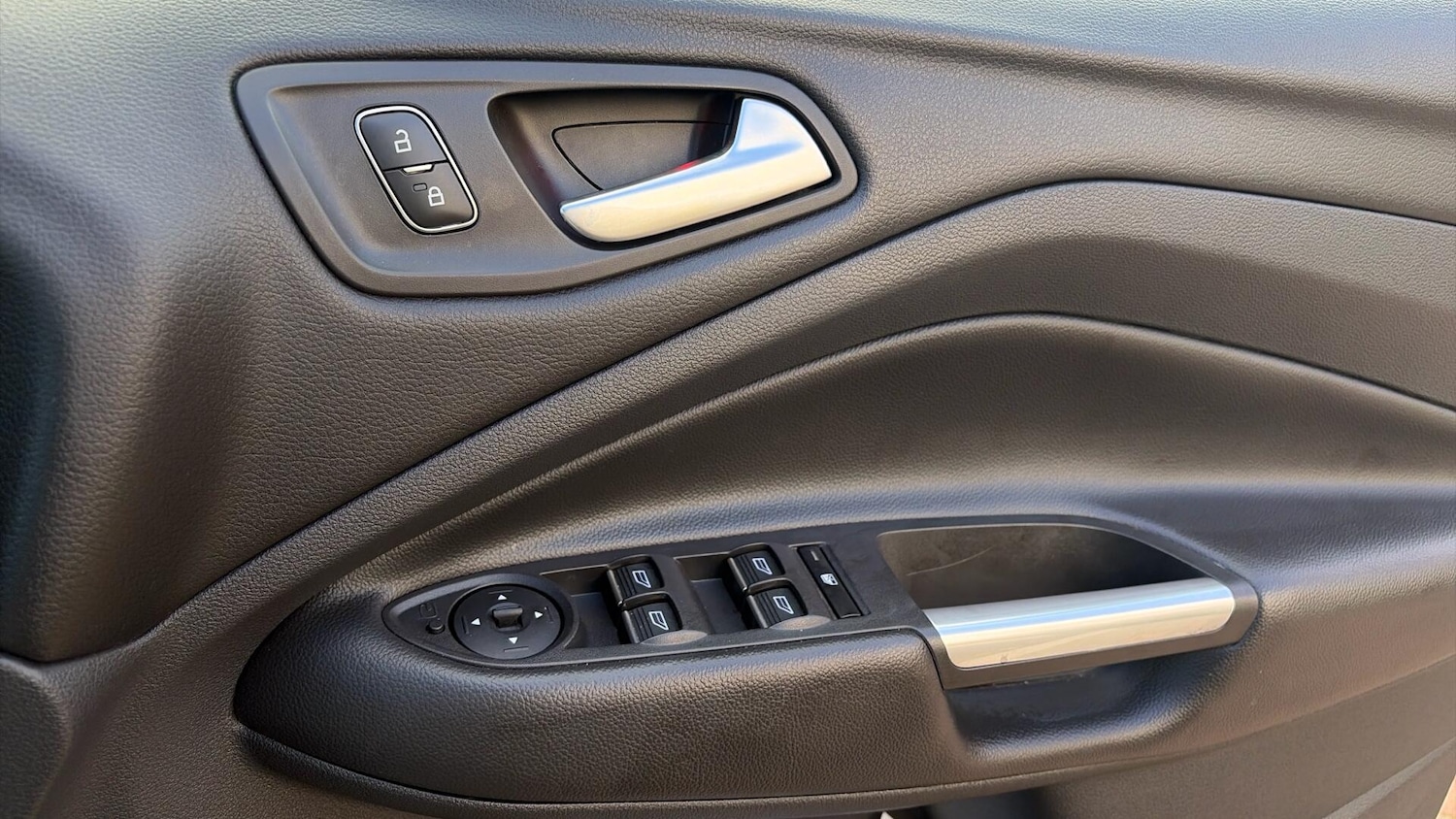 Used Ford Kuga 2018 for sale - 76688755: Photo 33