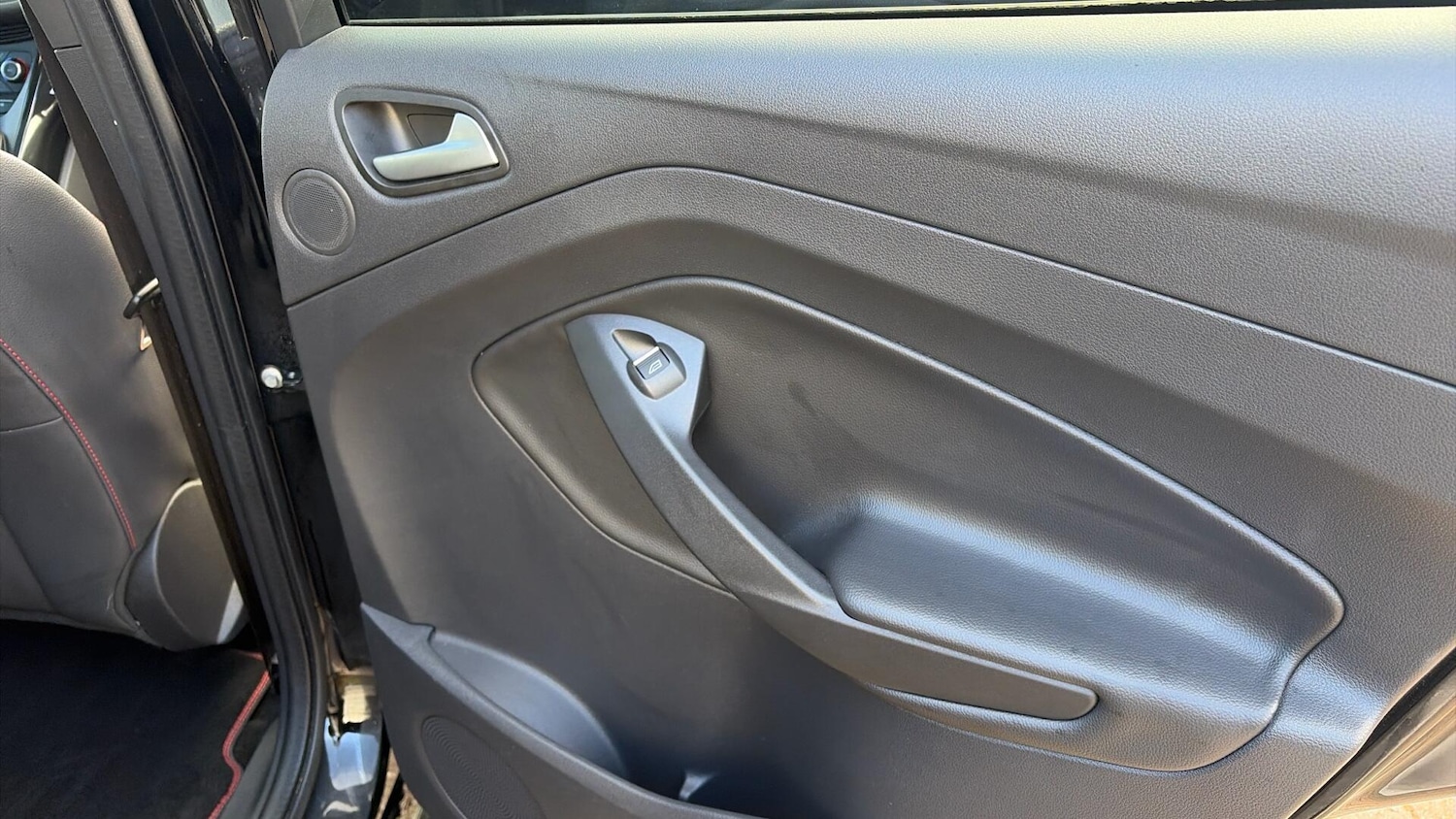 Used Ford Kuga 2018 for sale - 76688755: Photo 37