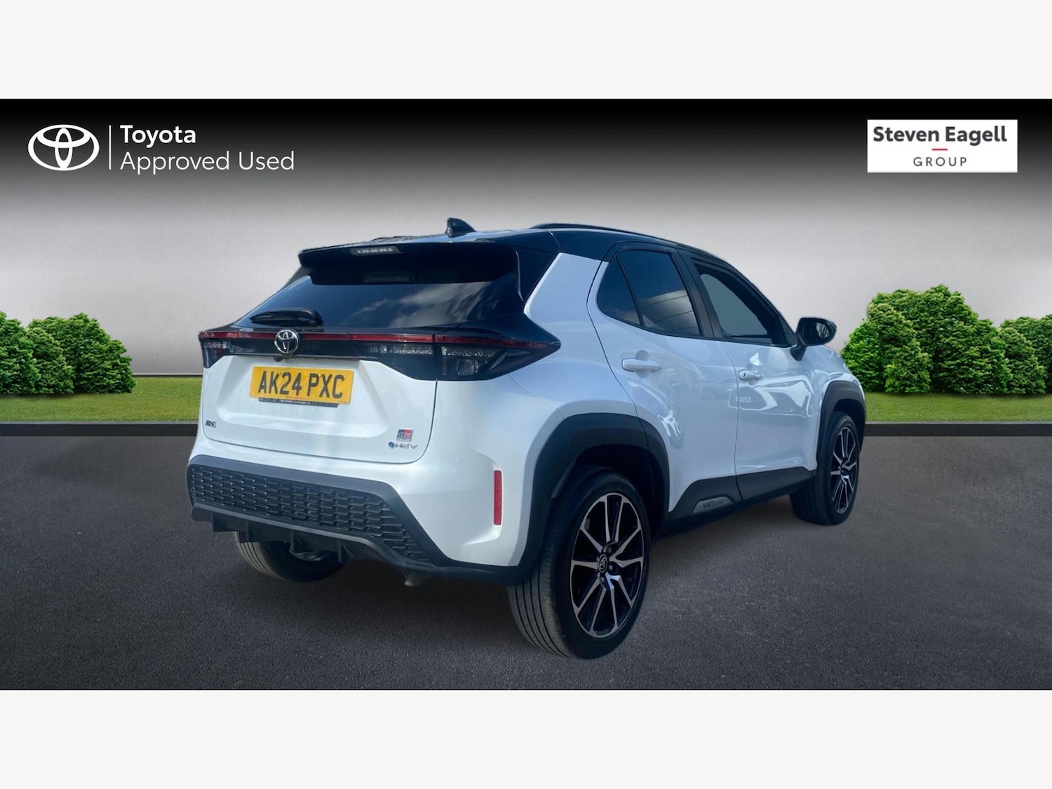 Used Toyota Yaris Cross 2024 for sale - 76424763: Photo 2