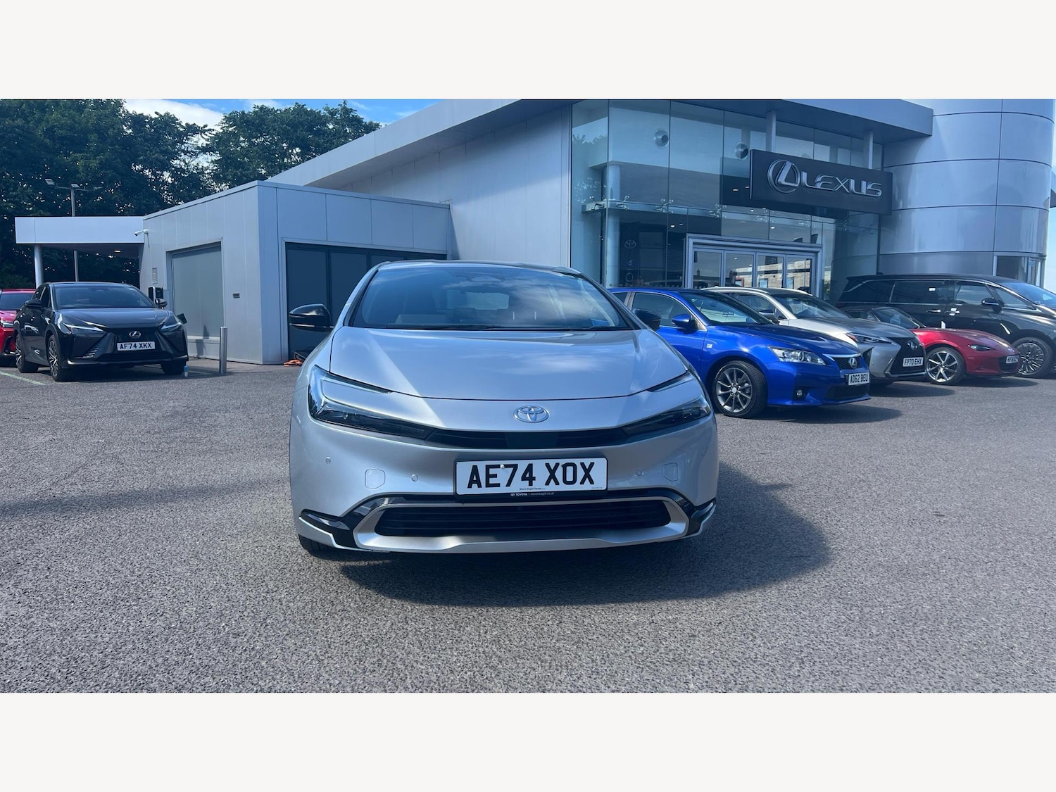 Used Toyota Prius 2024 for sale - 77144480: Photo 2