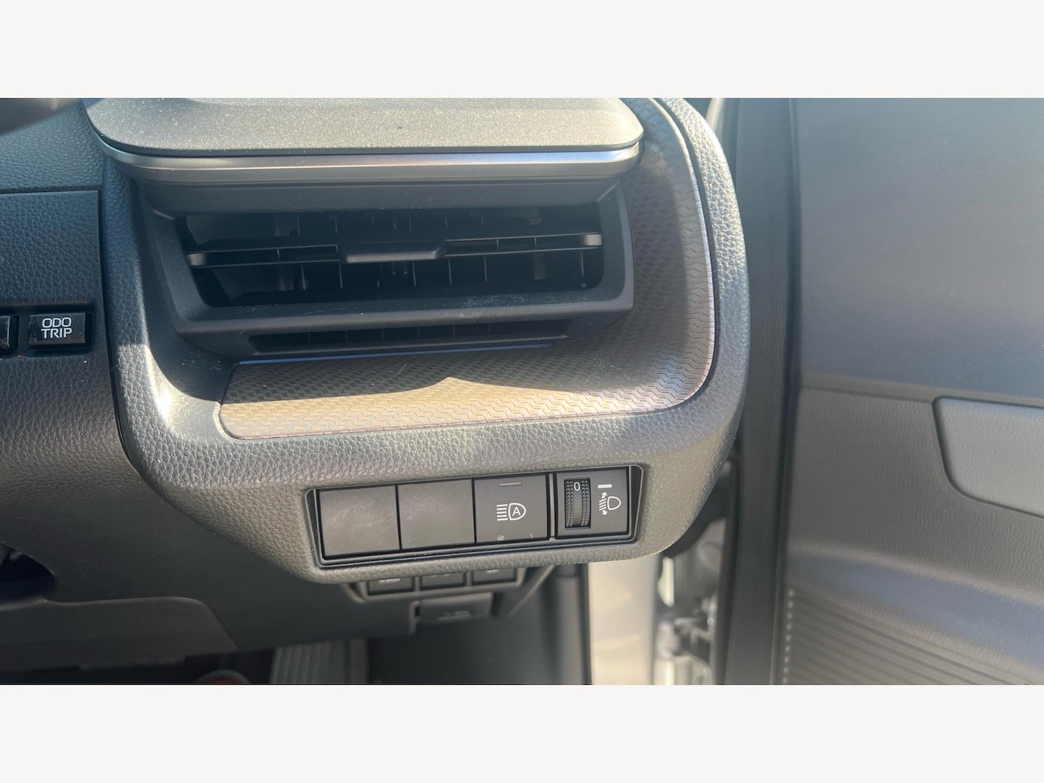 Used Toyota Prius 2024 for sale - 77144480: Photo 40