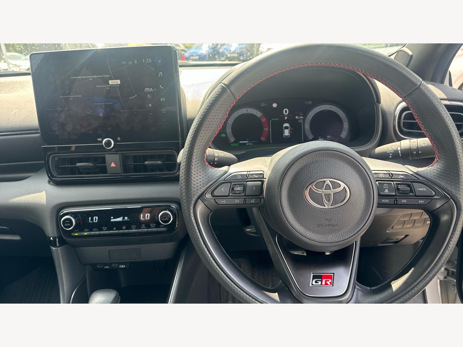 Used Toyota Yaris 2024 for sale - 77625677: Photo 8