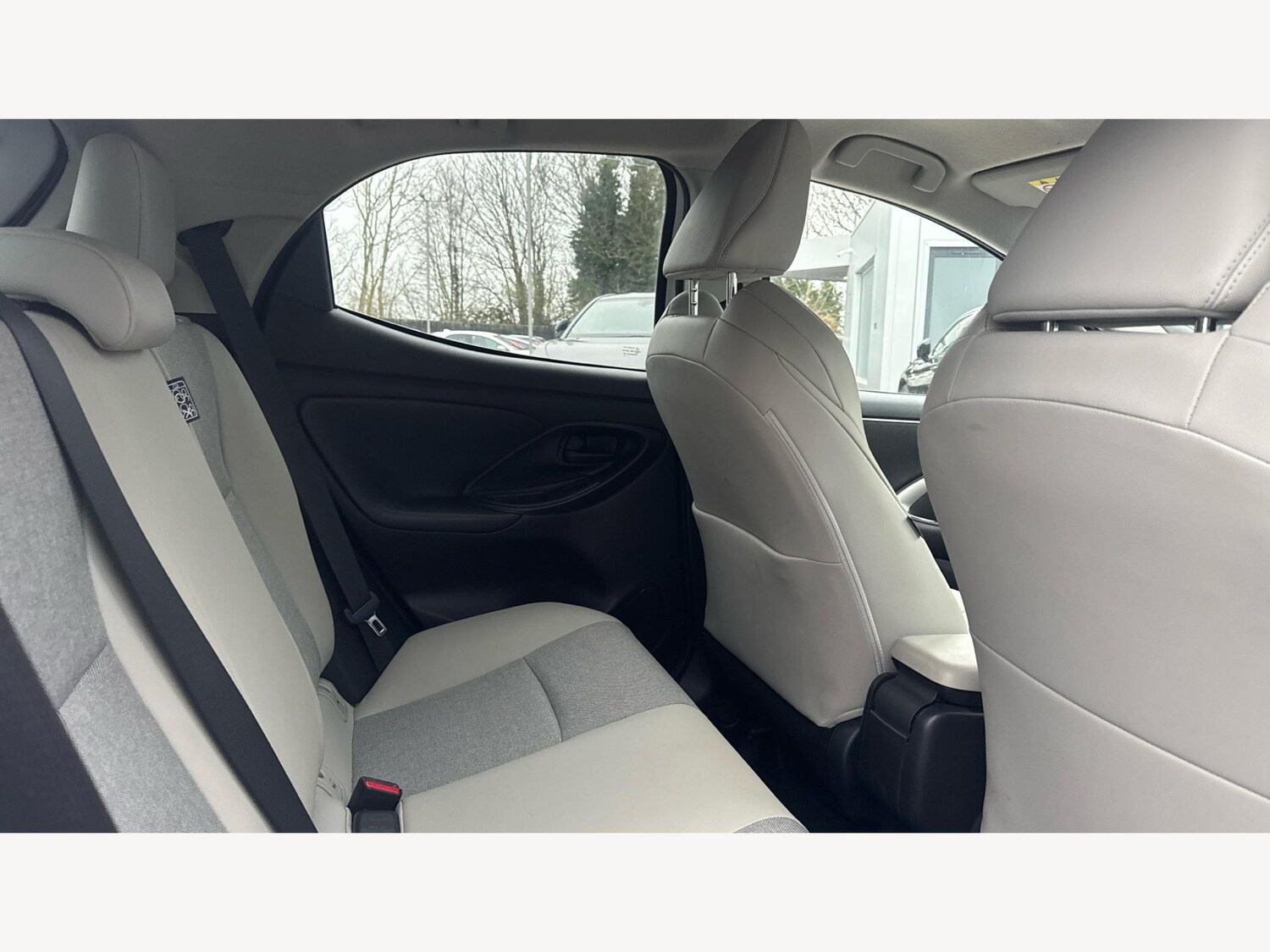 Used Toyota Yaris 2023 for sale - 77468480: Photo 14