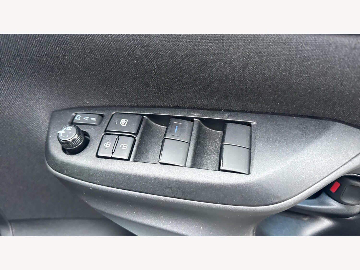 Used Toyota Yaris 2023 for sale - 77468480: Photo 27