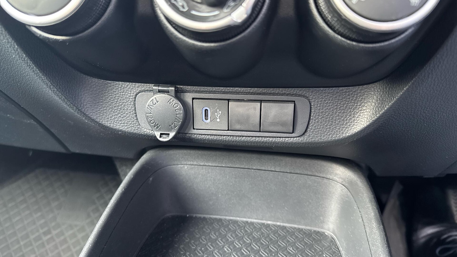 Used Toyota Aygo X 2024 for sale - 77103589: Photo 37