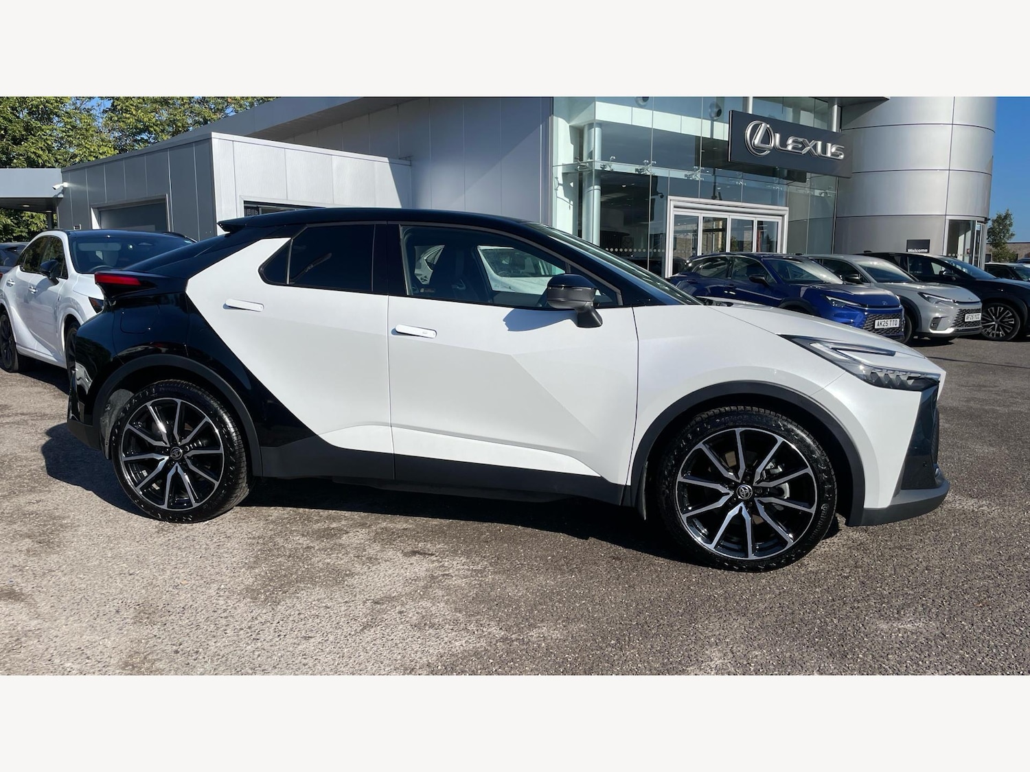 Used Toyota C-HR 2024 for sale - 76866515: Photo 18
