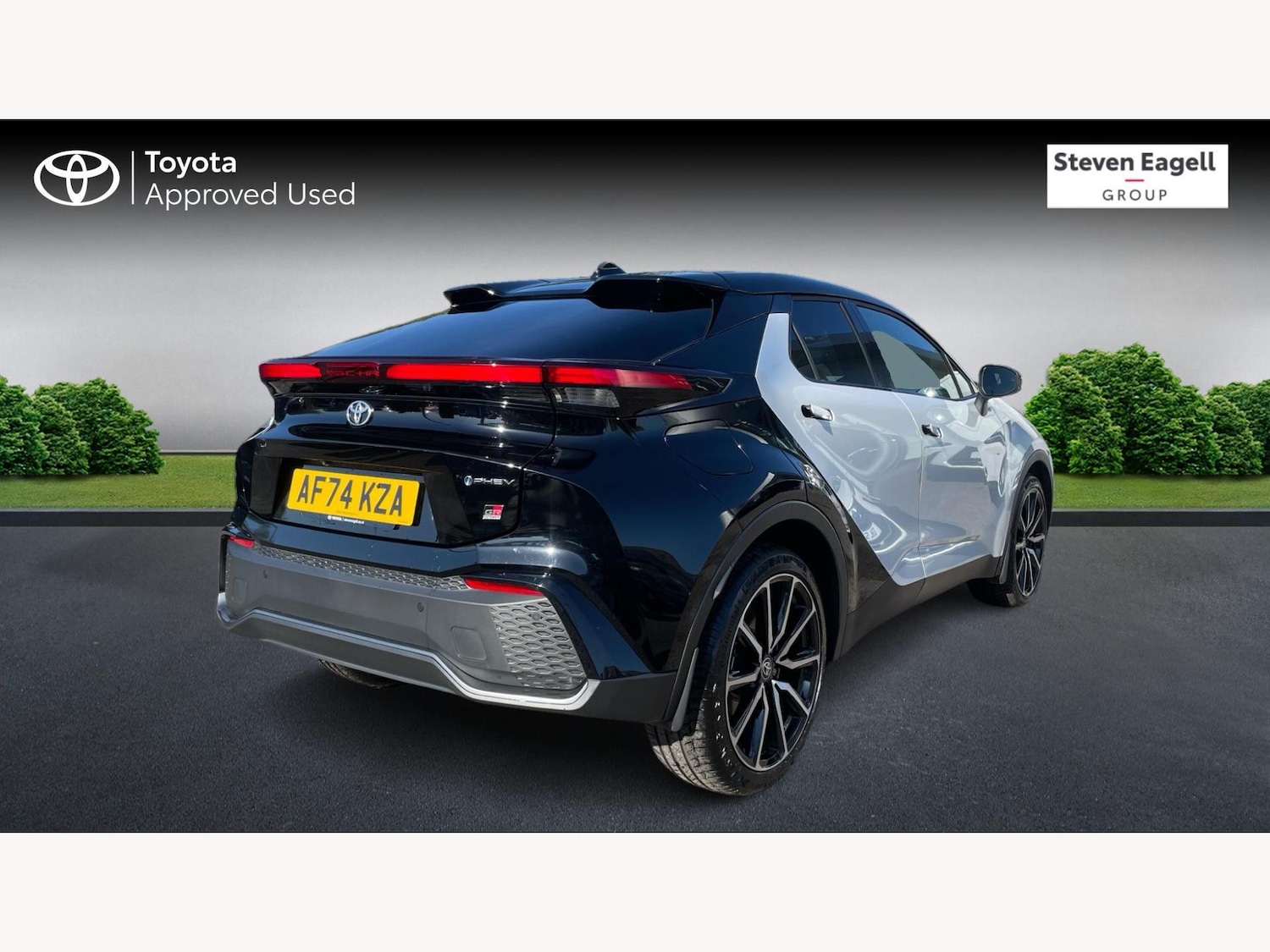 Used Toyota C-HR 2024 for sale - 76866515: Photo 2