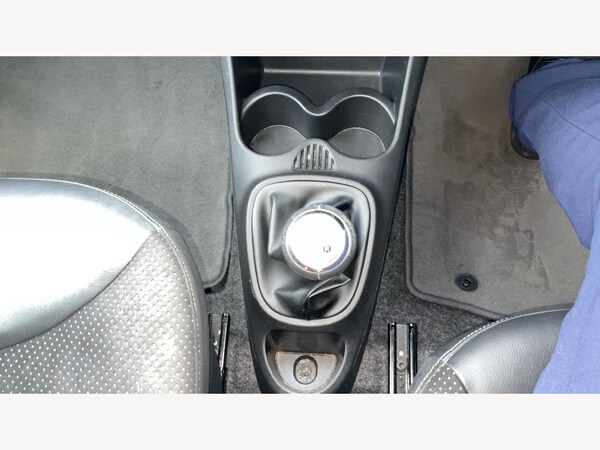 Used Toyota AYGO 2013 for sale - 75990993: Photo 25