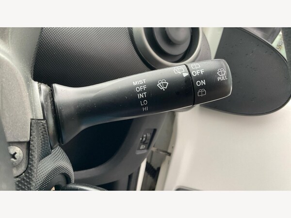 Used Toyota AYGO 2013 for sale - 75990993: Photo 31