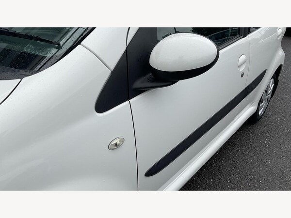 Used Toyota AYGO 2013 for sale - 75990993: Photo 35