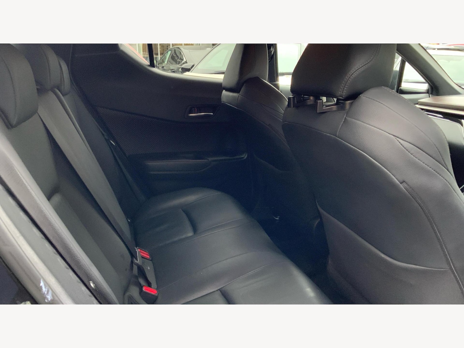 Used Toyota C-HR 2019 for sale - 76389200: Photo 14