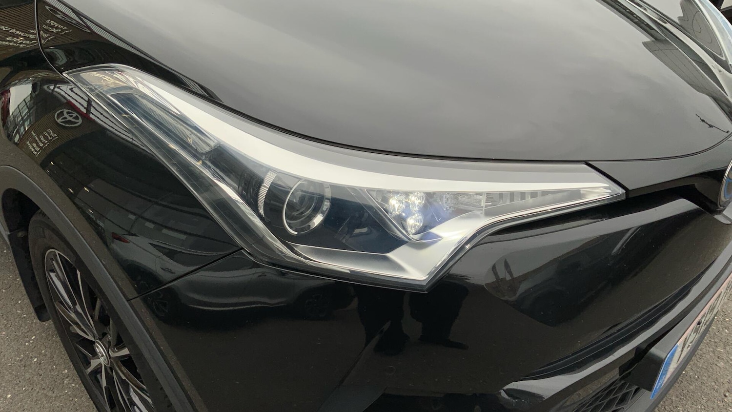 Used Toyota C-HR 2019 for sale - 76389200: Photo 41
