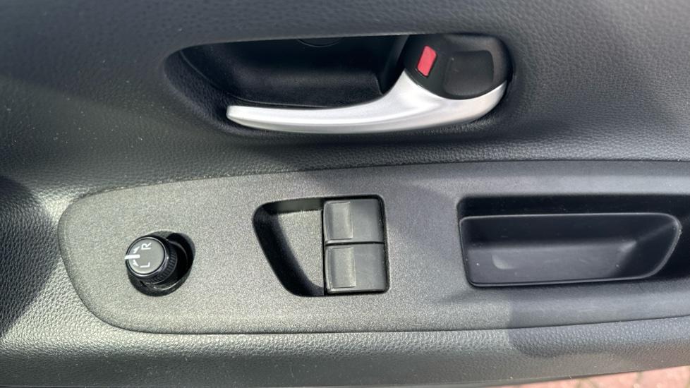 Used Toyota Aygo X 2023 for sale - 76423544: Photo 17