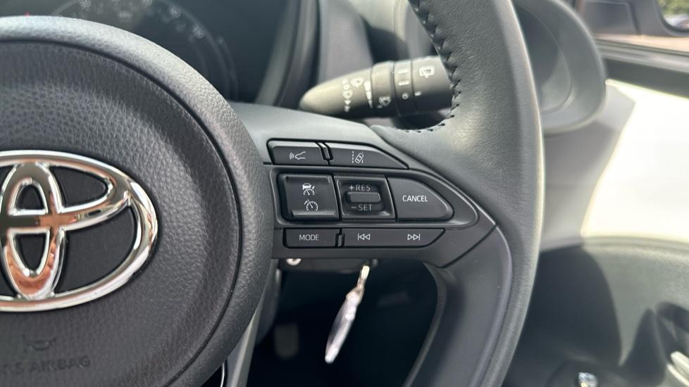 Used Toyota Aygo X 2023 for sale - 76423544: Photo 18