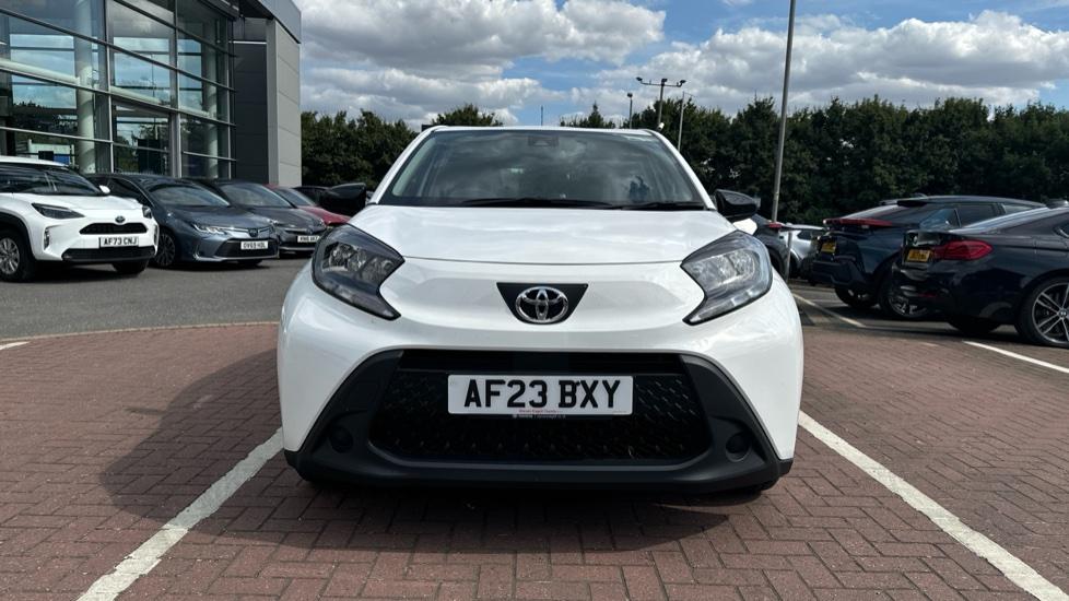 Used Toyota Aygo X 2023 for sale - 76423544: Photo 2