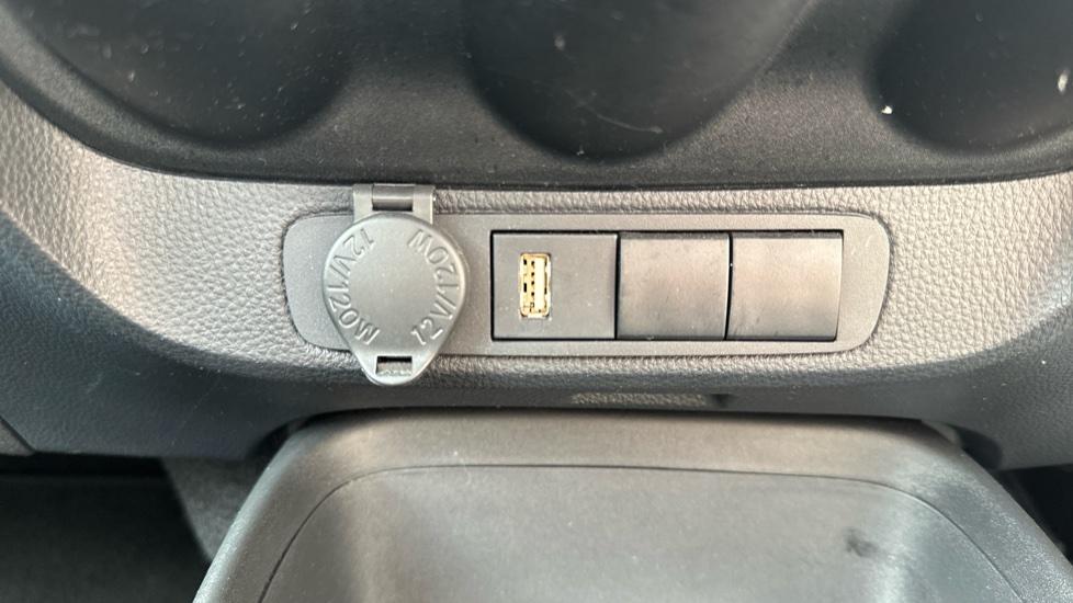 Used Toyota Aygo X 2023 for sale - 76423544: Photo 23