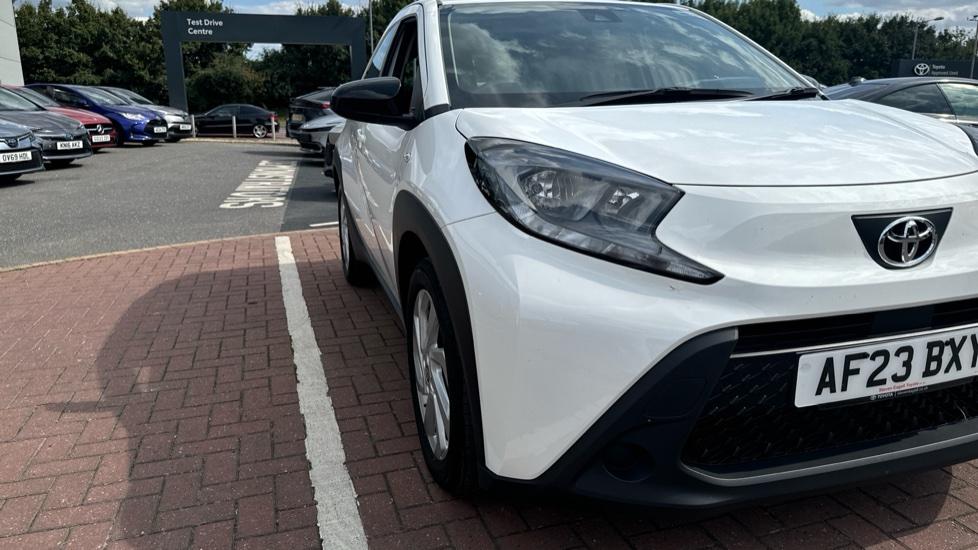 Used Toyota Aygo X 2023 for sale - 76423544: Photo 5