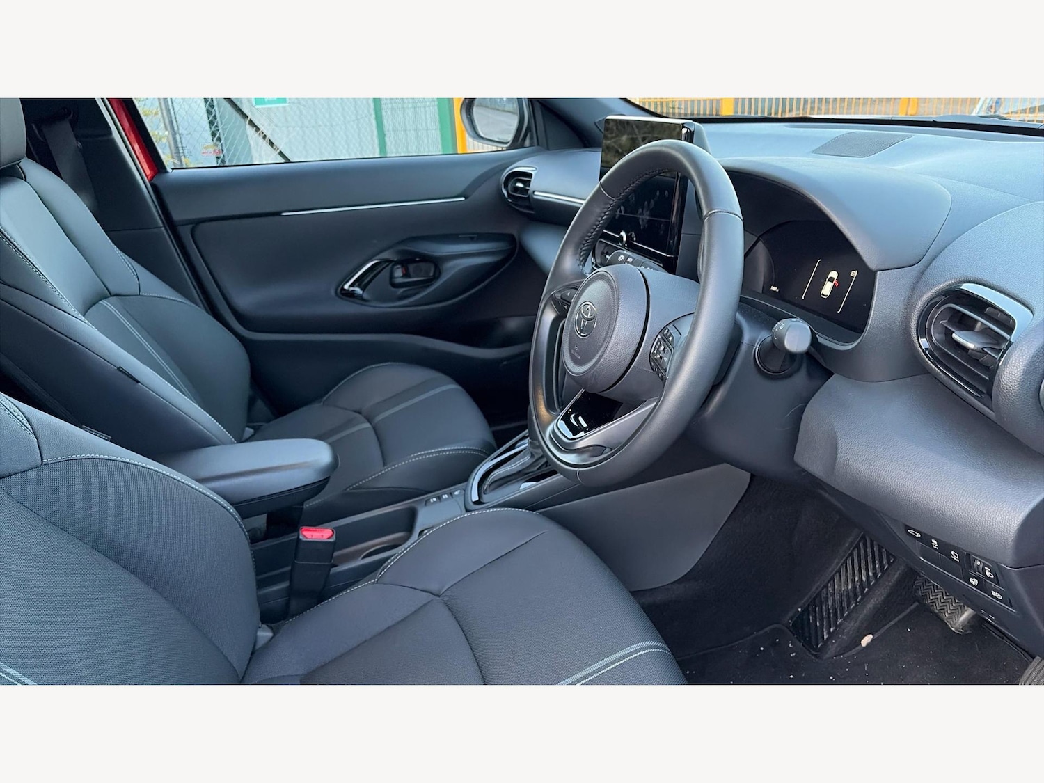 Used Toyota Yaris Cross 2025 for sale - 77155759: Photo 13