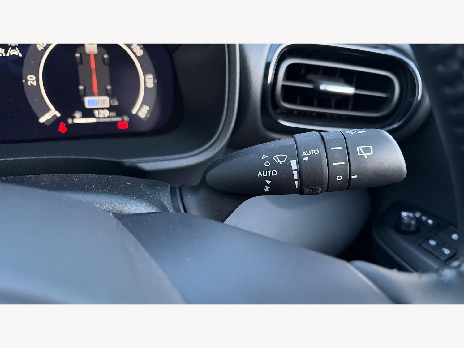 Used Toyota Yaris Cross 2025 for sale - 77155759: Photo 24