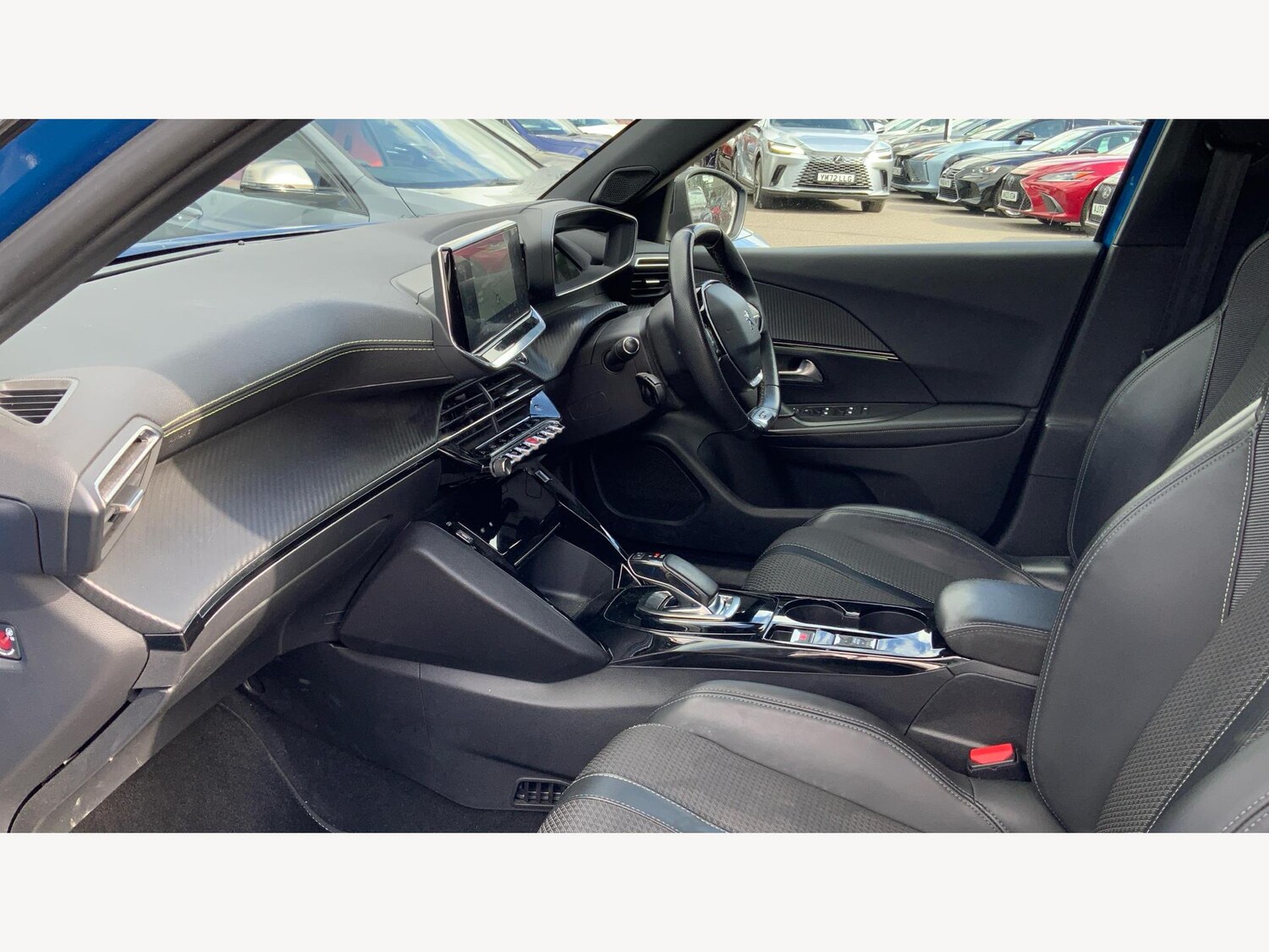 Used Peugeot E-2008 2021 for sale - 76042614: Photo 12