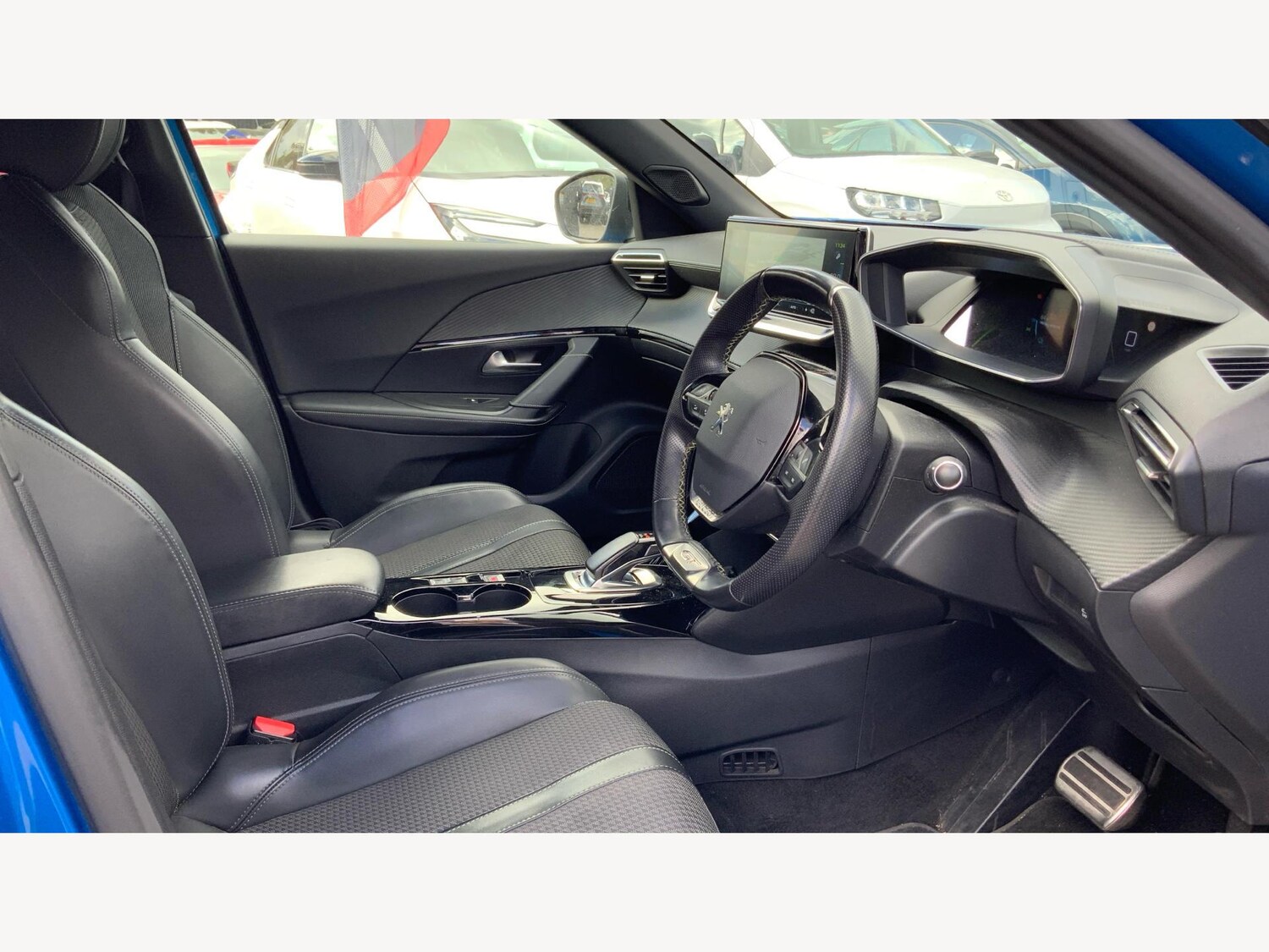 Used Peugeot E-2008 2021 for sale - 76042614: Photo 13