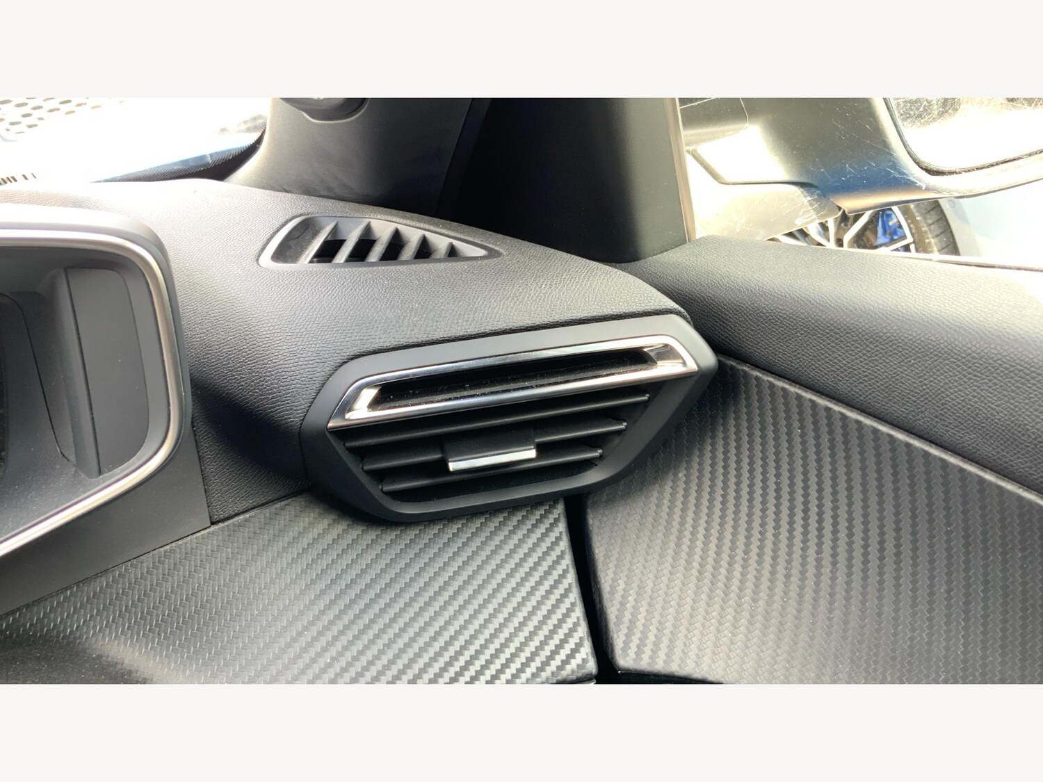 Used Peugeot E-2008 2021 for sale - 76042614: Photo 35